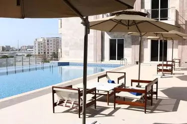 کافه  هتل چهار ستاره رادیسون پانوراما مسقط